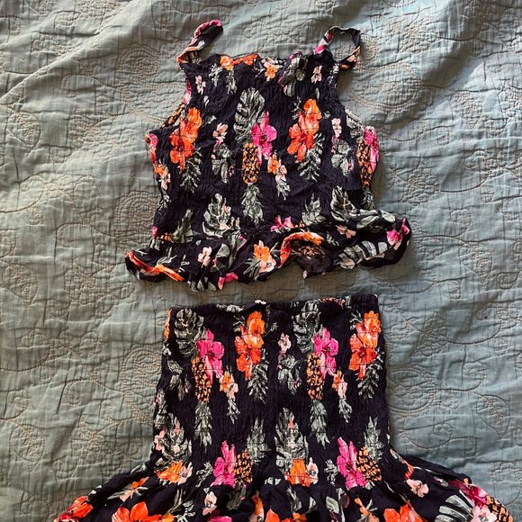 Floral Skirt and Tank Top Set - Picture 7 of 7